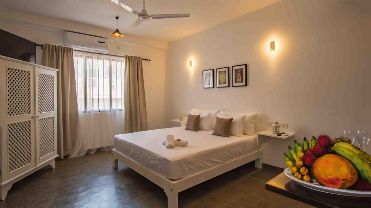 Brixia Cafe & Guest Bed & Breakfast Galle Eksteriør bilde