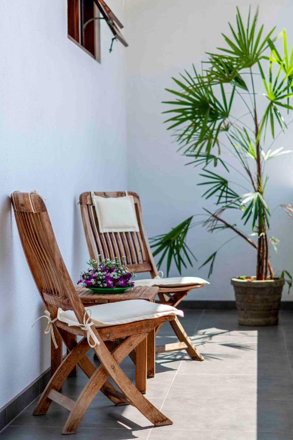 Brixia Cafe & Guest Bed & Breakfast Galle Eksteriør bilde